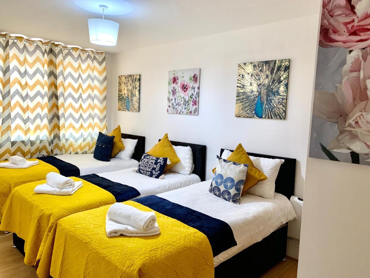 Central London 2 Bedrooms, Seperate Recption, Full Kitchen, Free Parking Экстерьер фото